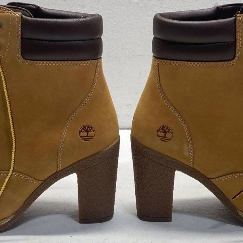 Timberland Women's Tan and Brown Boots